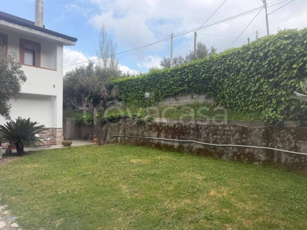 casa indipendente in vendita a Catanzaro in zona Sant'Elia