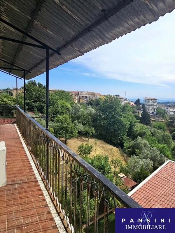 appartamento in vendita a Catanzaro in zona Pontegrande