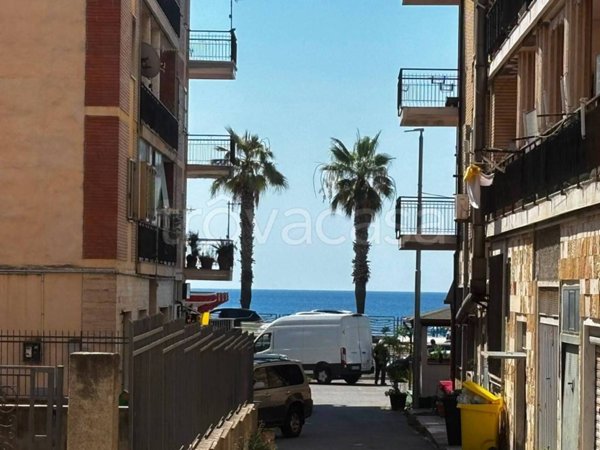 appartamento in vendita a Catanzaro in zona Catanzaro Lido
