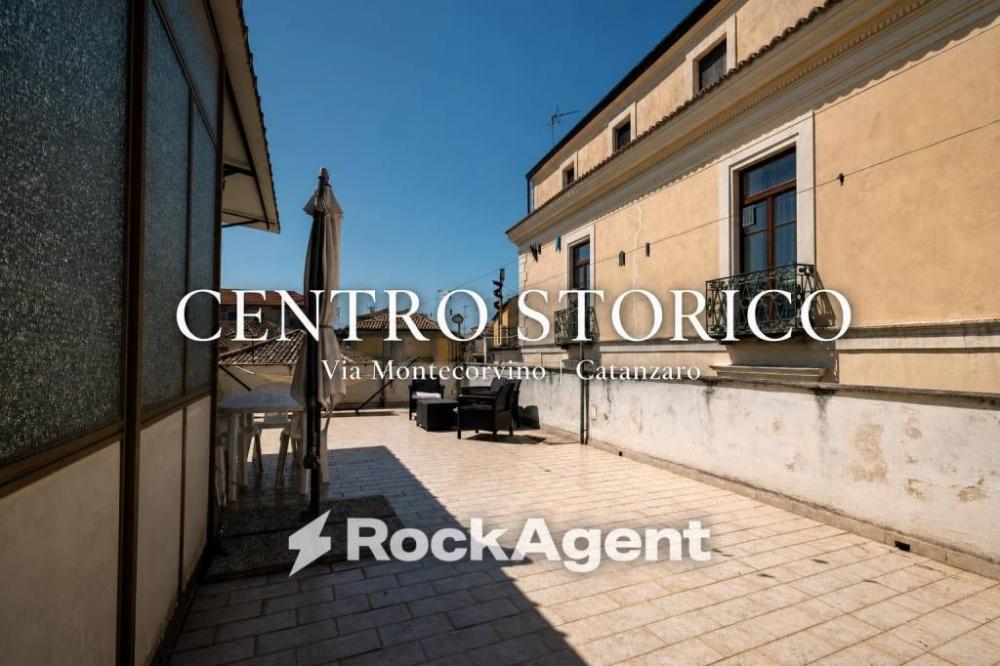 appartamento in vendita a Catanzaro in zona Centro Città
