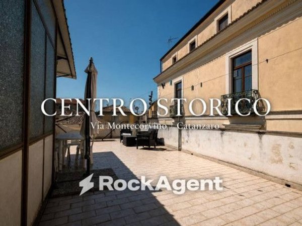 appartamento in vendita a Catanzaro in zona Centro Città