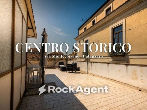 appartamento in vendita a Catanzaro in zona Centro Città