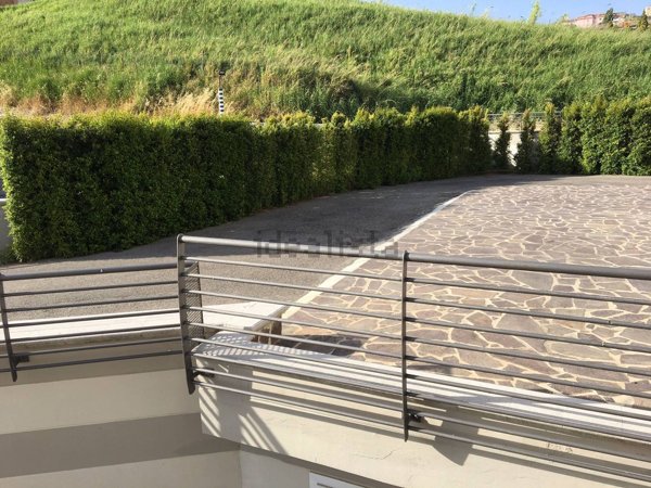 casa indipendente in vendita a Catanzaro in zona Mater Domini