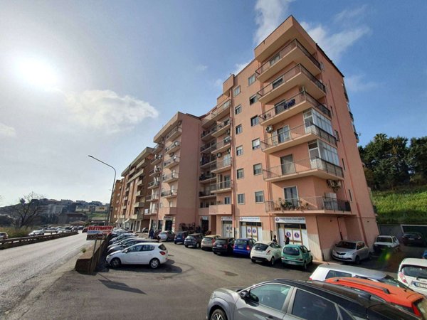 appartamento in vendita a Catanzaro in zona Mater Domini