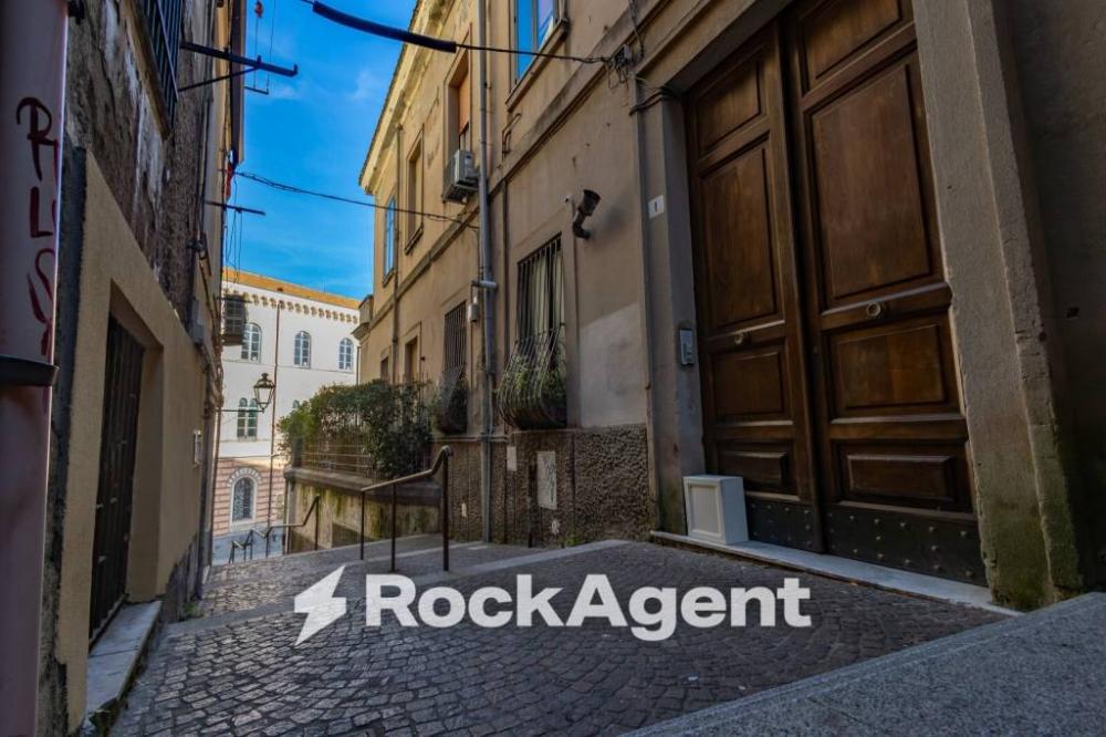 appartamento in vendita a Catanzaro in zona Centro Città