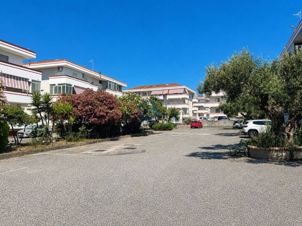 appartamento in vendita a Catanzaro in zona Catanzaro Lido