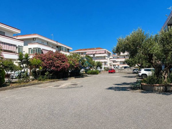appartamento in vendita a Catanzaro in zona Catanzaro Lido