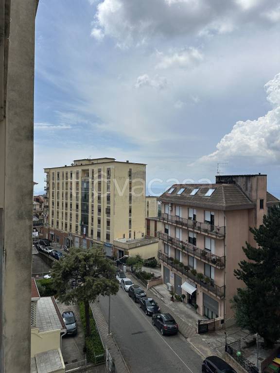 appartamento in vendita a Catanzaro in zona Pontepiccolo