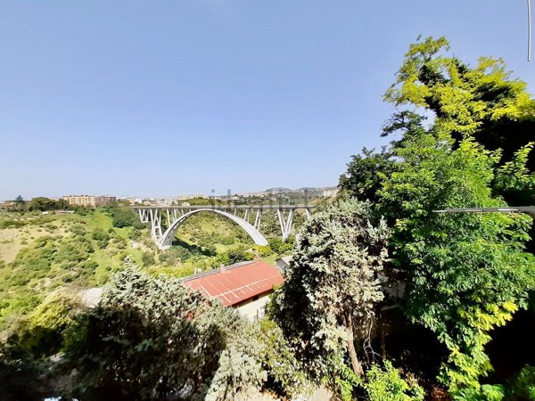 appartamento in vendita a Catanzaro in zona Centro Città