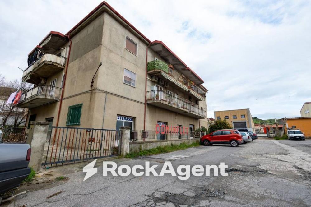 appartamento in vendita a Catanzaro in zona Santa Maria