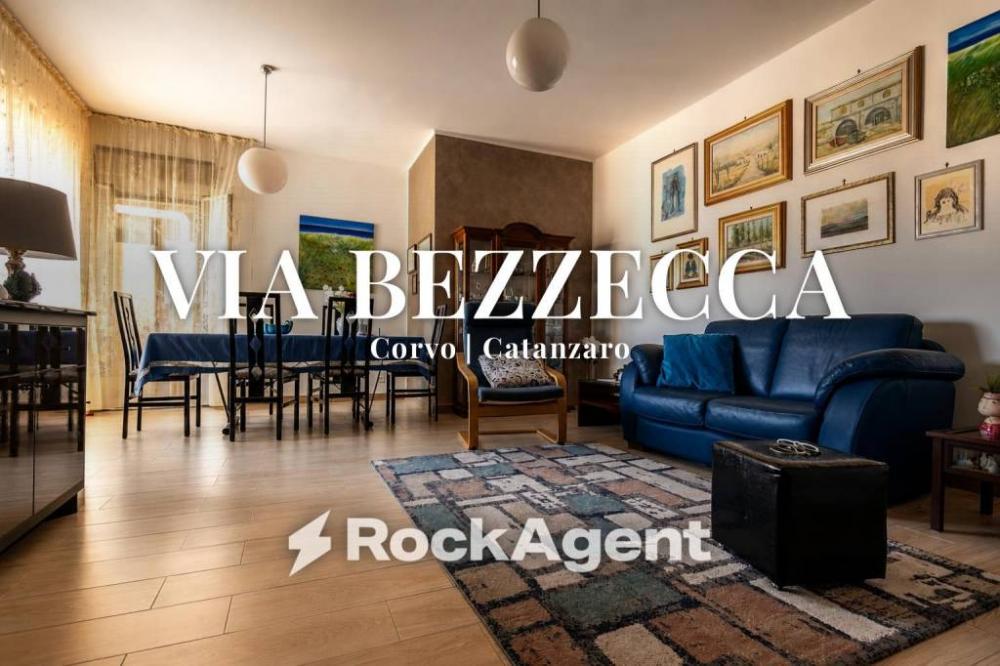 appartamento in vendita a Catanzaro in zona Catanzaro Lido