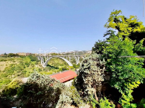 appartamento in vendita a Catanzaro in zona Centro Città