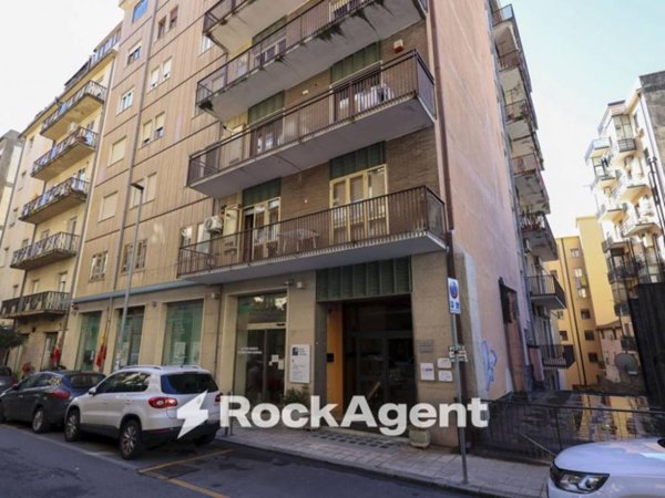 ufficio in vendita a Catanzaro in zona Centro Città