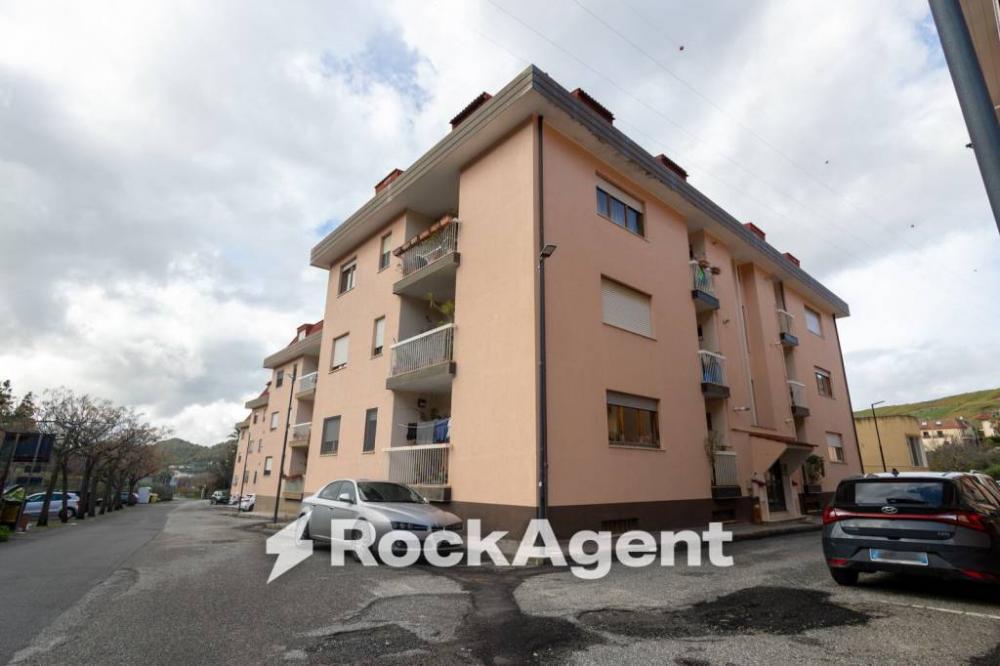 appartamento in vendita a Catanzaro in zona Santa Maria