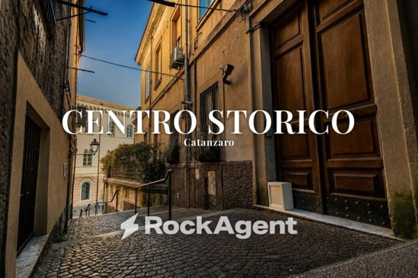 appartamento in vendita a Catanzaro in zona Centro Città