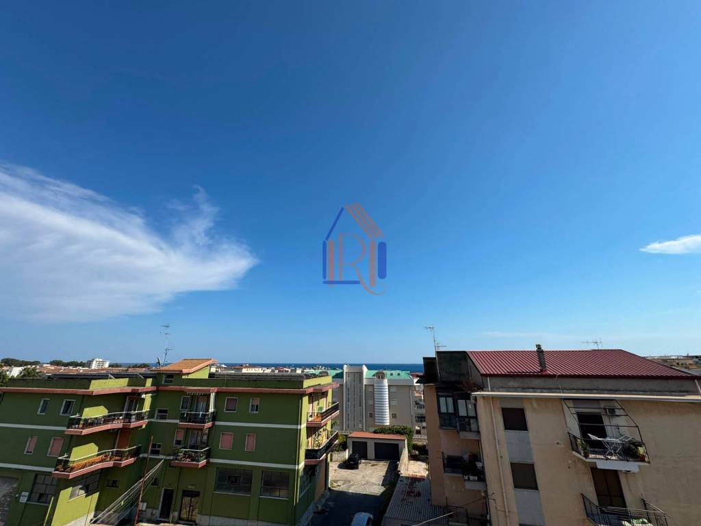 appartamento in vendita a Catanzaro in zona Catanzaro Lido