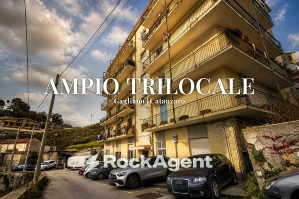 appartamento in vendita a Catanzaro in zona Gagliano