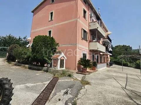 appartamento in vendita a Catanzaro in zona Pontegrande