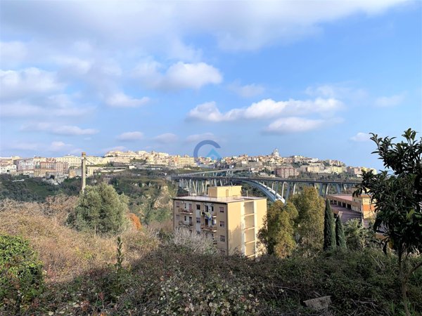 terreno in vendita a Catanzaro in zona Mater Domini
