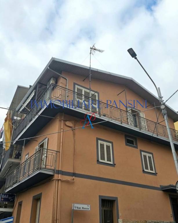 casa indipendente in vendita a Catanzaro in zona Siano