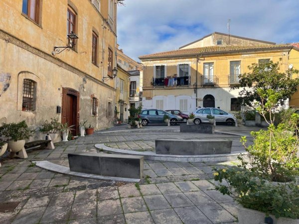 appartamento in vendita a Catanzaro in zona Centro Città