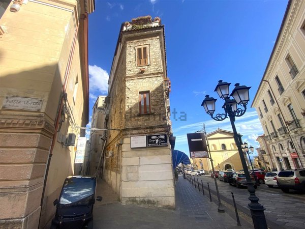 appartamento in vendita a Catanzaro in zona Centro Città
