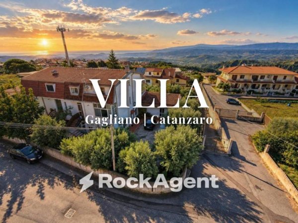 casa indipendente in vendita a Catanzaro in zona Gagliano