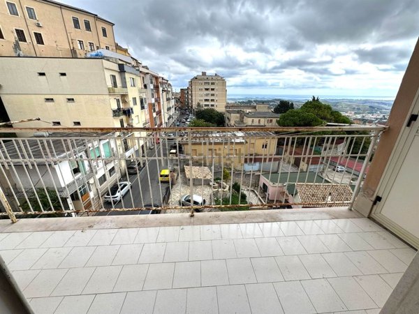 appartamento in vendita a Catanzaro in zona Centro Città