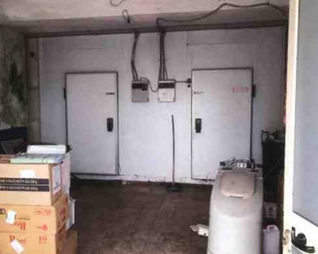 locale di sgombero in vendita a Chiaravalle Centrale