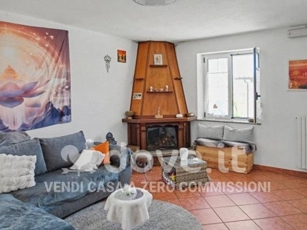 casa indipendente in vendita a Chiaravalle Centrale in zona Sorbia
