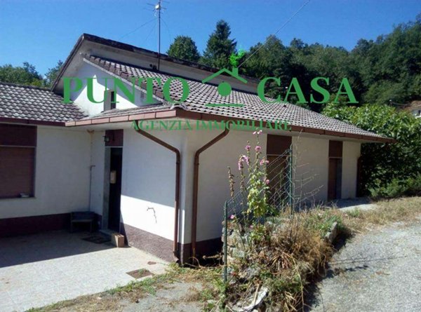 casa indipendente in vendita a Conflenti in zona Vallone Cupo