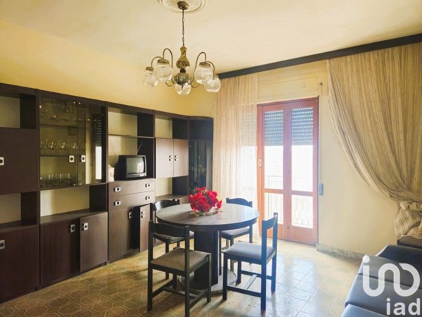 casa indipendente in vendita a Conflenti