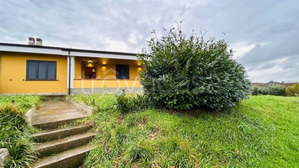 casa indipendente in vendita a Cortale