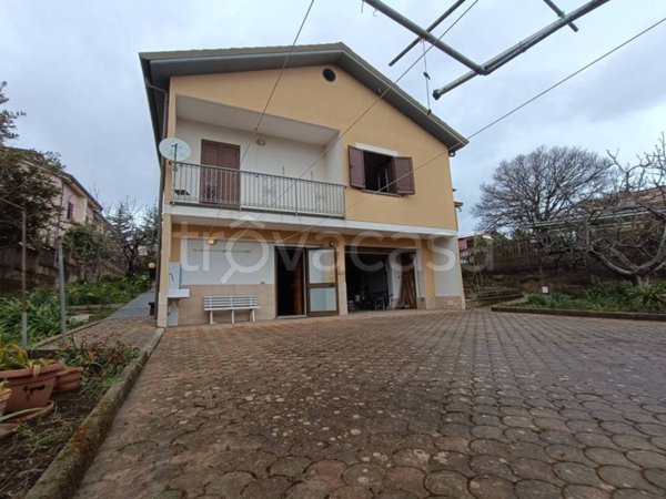 casa indipendente in vendita a Cortale in zona Giardino