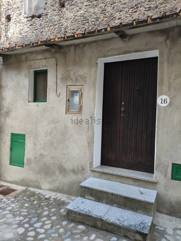 casa indipendente in vendita a Cortale