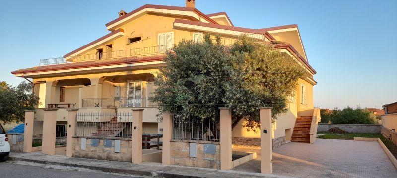 villa in vendita a Cropani in zona Cropani Marina
