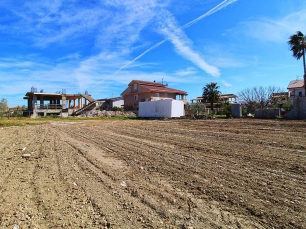 terreno agricolo in vendita a Cropani in zona Cropani Marina