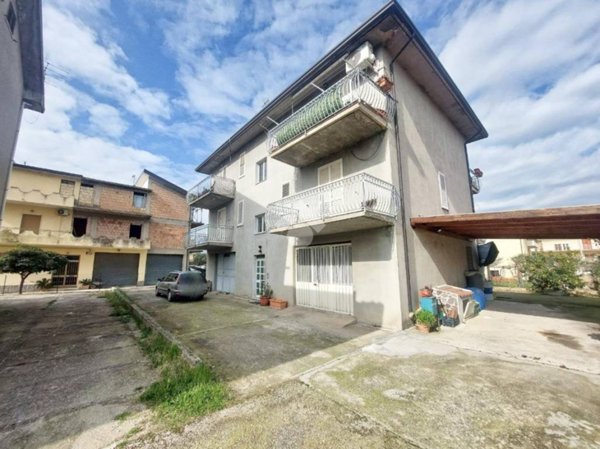 appartamento in vendita a Cropani in zona Cropani Marina