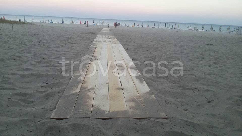 casa indipendente in vendita a Cropani