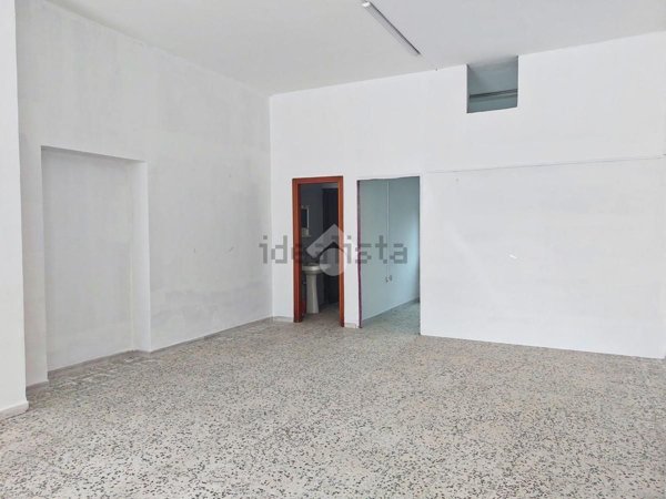 locale commerciale in vendita a Cropani in zona Cropani Marina