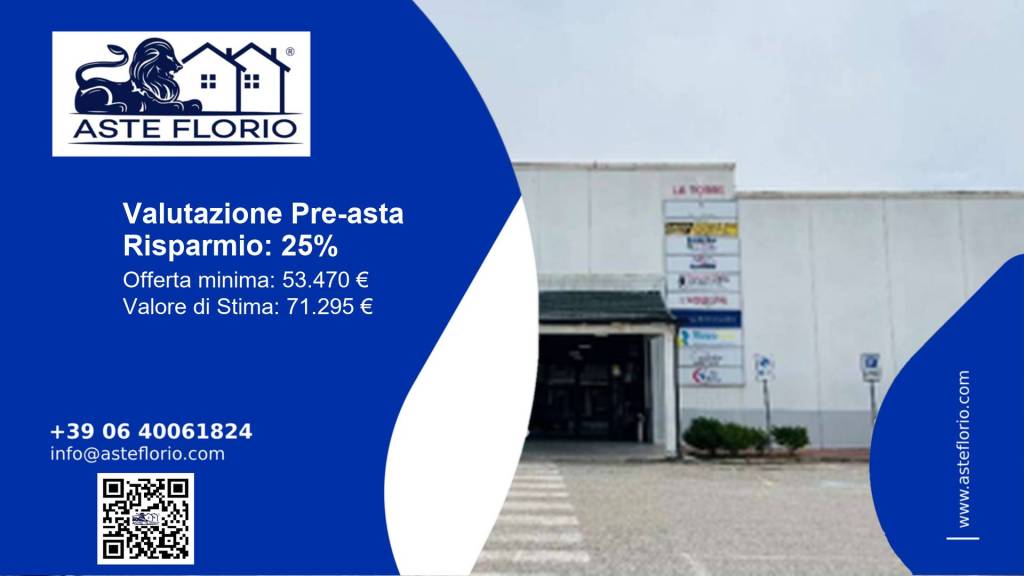 negozio in vendita a Cropani in zona Cropani Marina