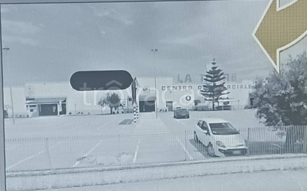 negozio in vendita a Cropani