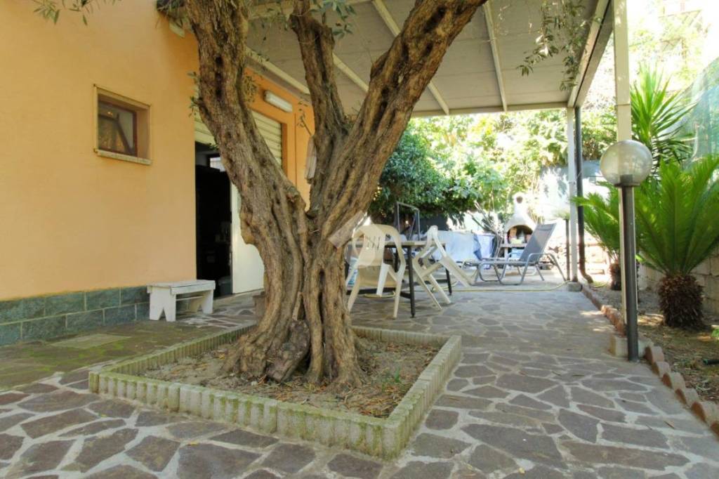 appartamento in vendita a Cropani in zona Cropani Marina