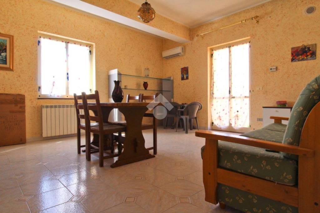 appartamento in vendita a Cropani in zona Cropani Marina