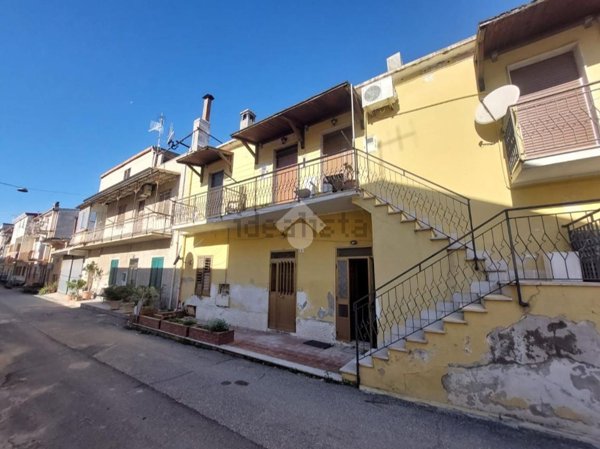 appartamento in vendita a Cropani in zona Cropani Marina