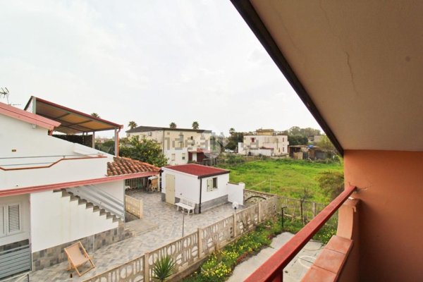 casa indipendente in vendita a Cropani in zona Cropani Marina