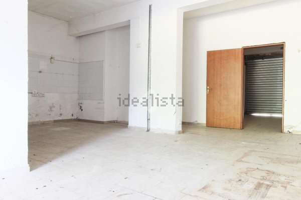 negozio in vendita a Cropani