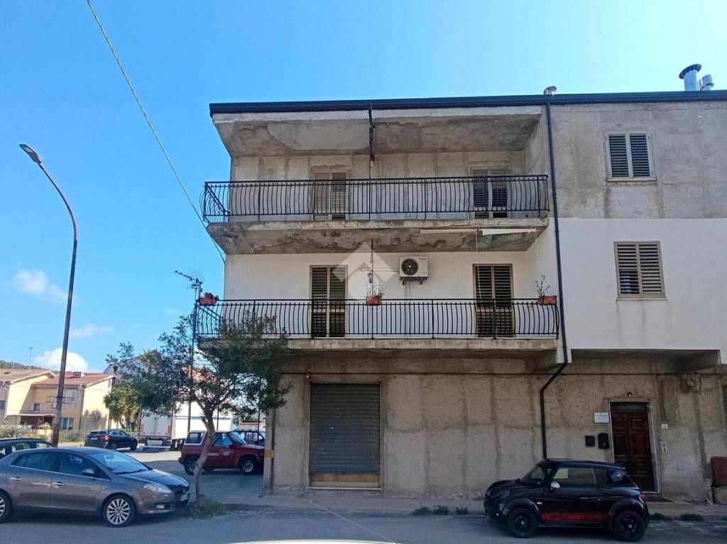 appartamento in vendita a Cropani in zona Cropani Marina