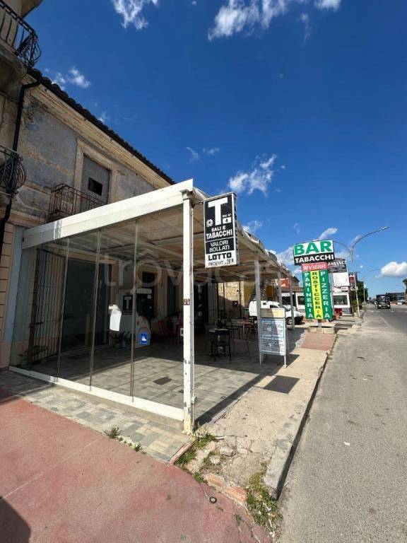 negozio in vendita a Cropani in zona Cropani Marina
