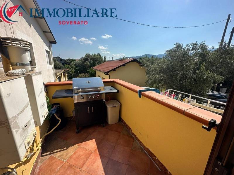 appartamento in vendita a Davoli